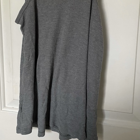 Sun and Shadow Gray Tank Top XS - Picture 2 of 5